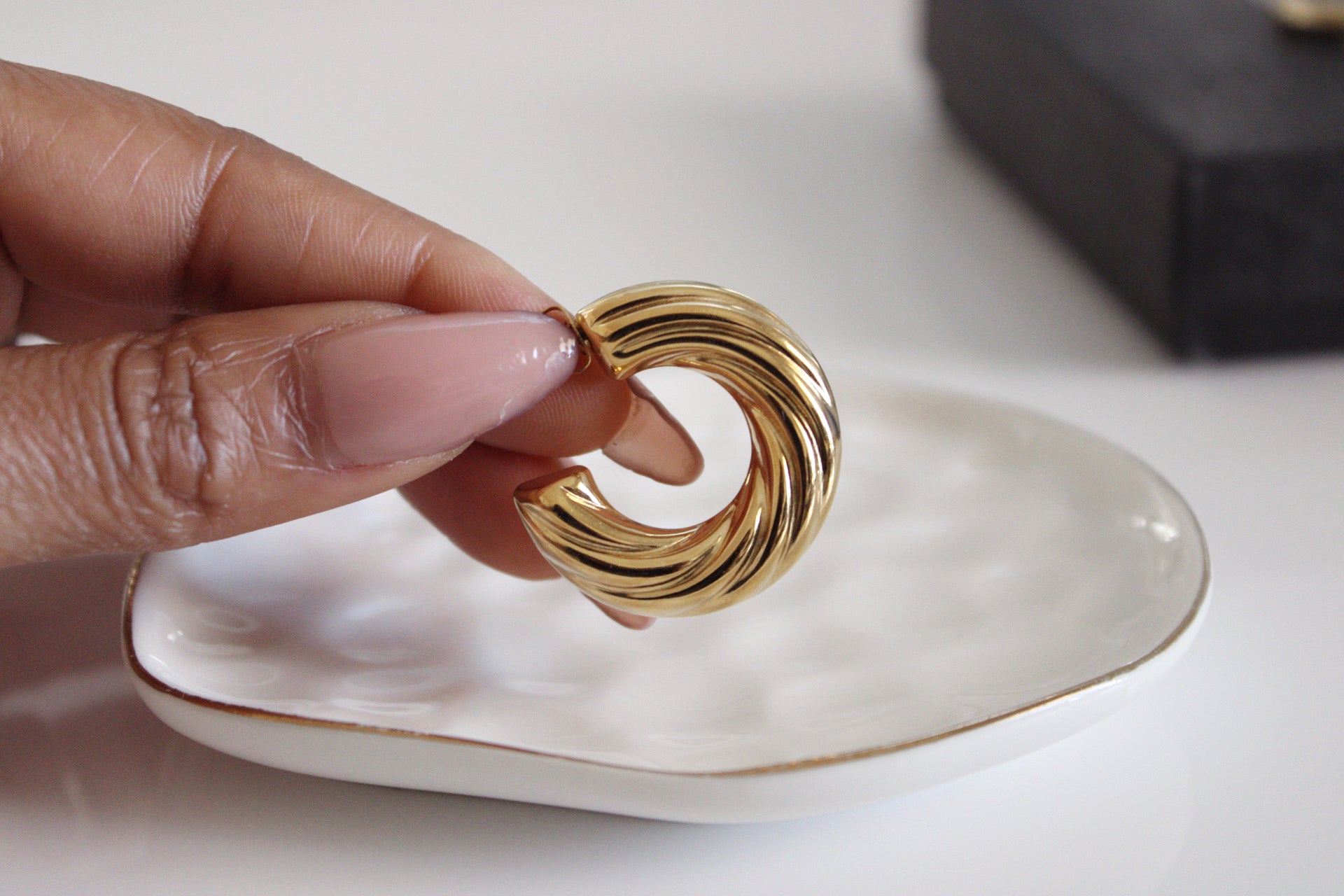 Chunky Ridge Earrings | Gold