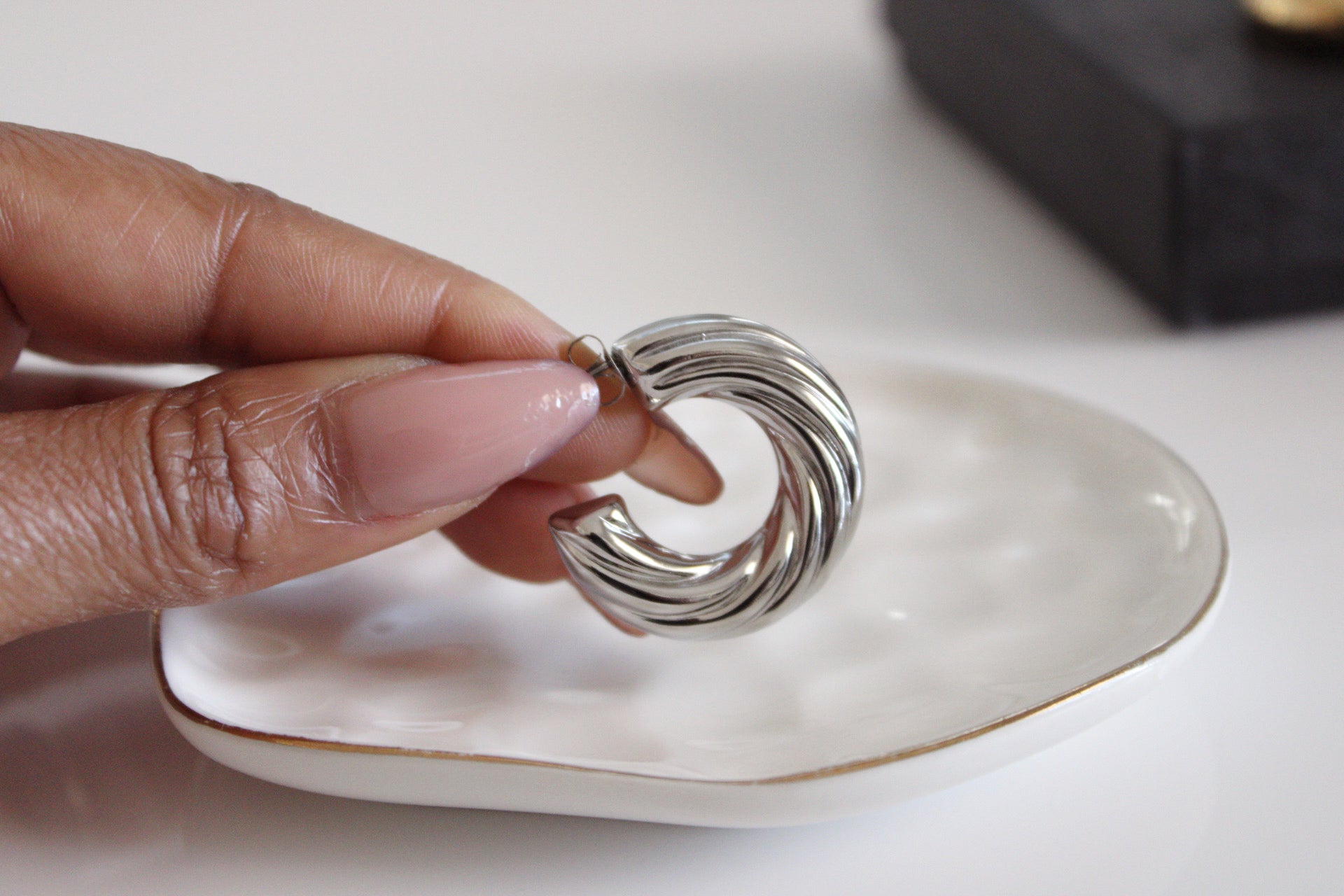 Chunky Ridge Earrings | Silver