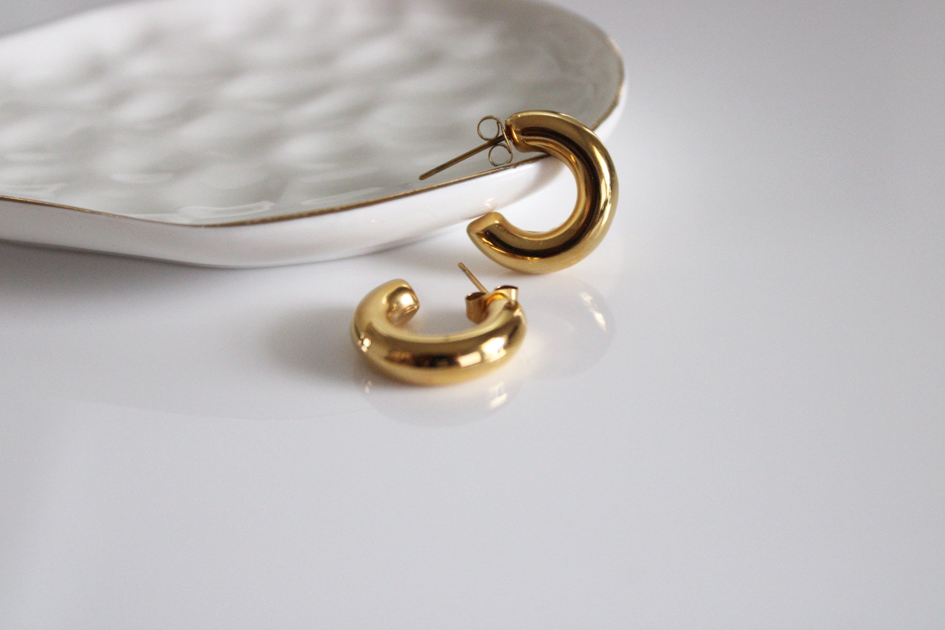 Chunky Mini Hoops | Gold