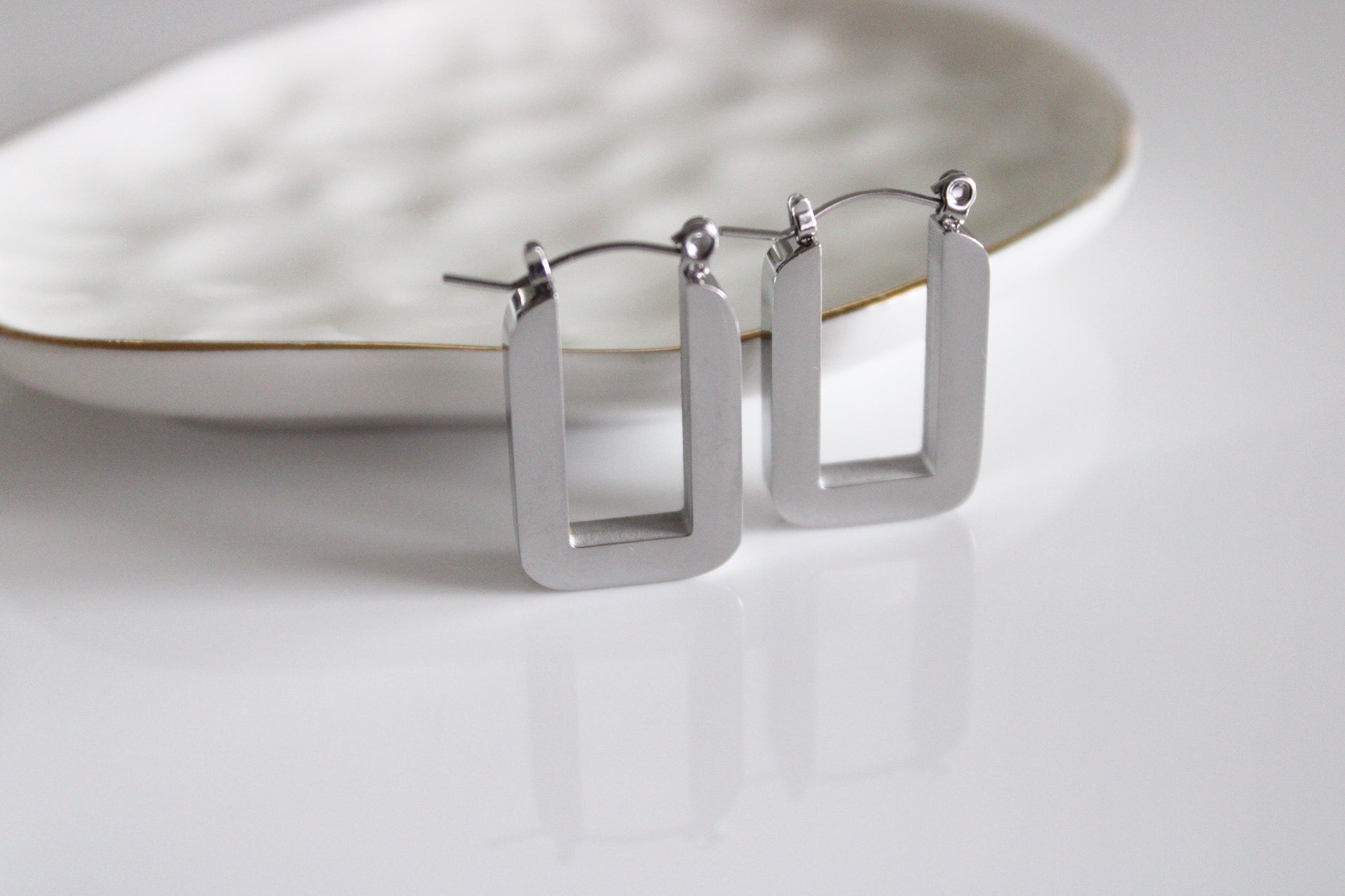 Retro Square Hoop Earrings - Silver