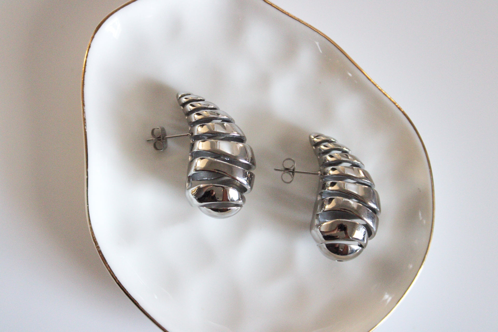 Twisted Croissant Drop Earrings | Silver