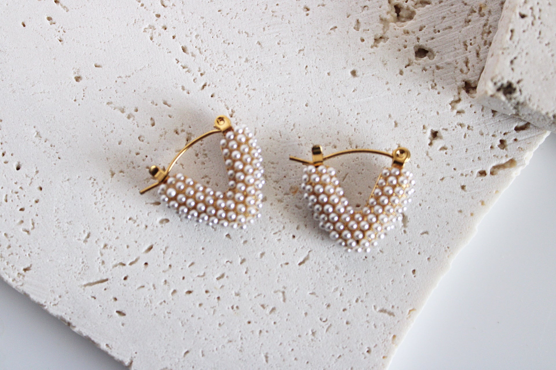 Pearl Heart Mini Earrings